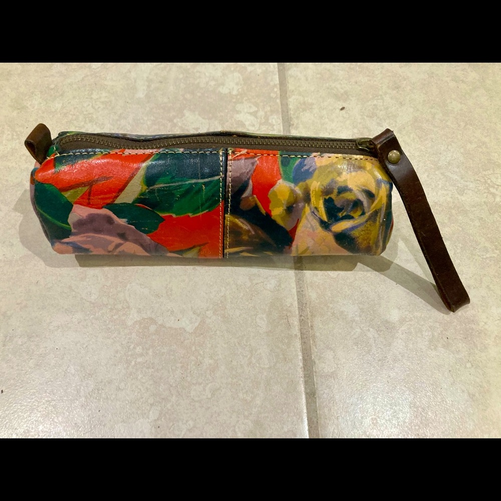 Super cute extremely stylish leather purse/clutch